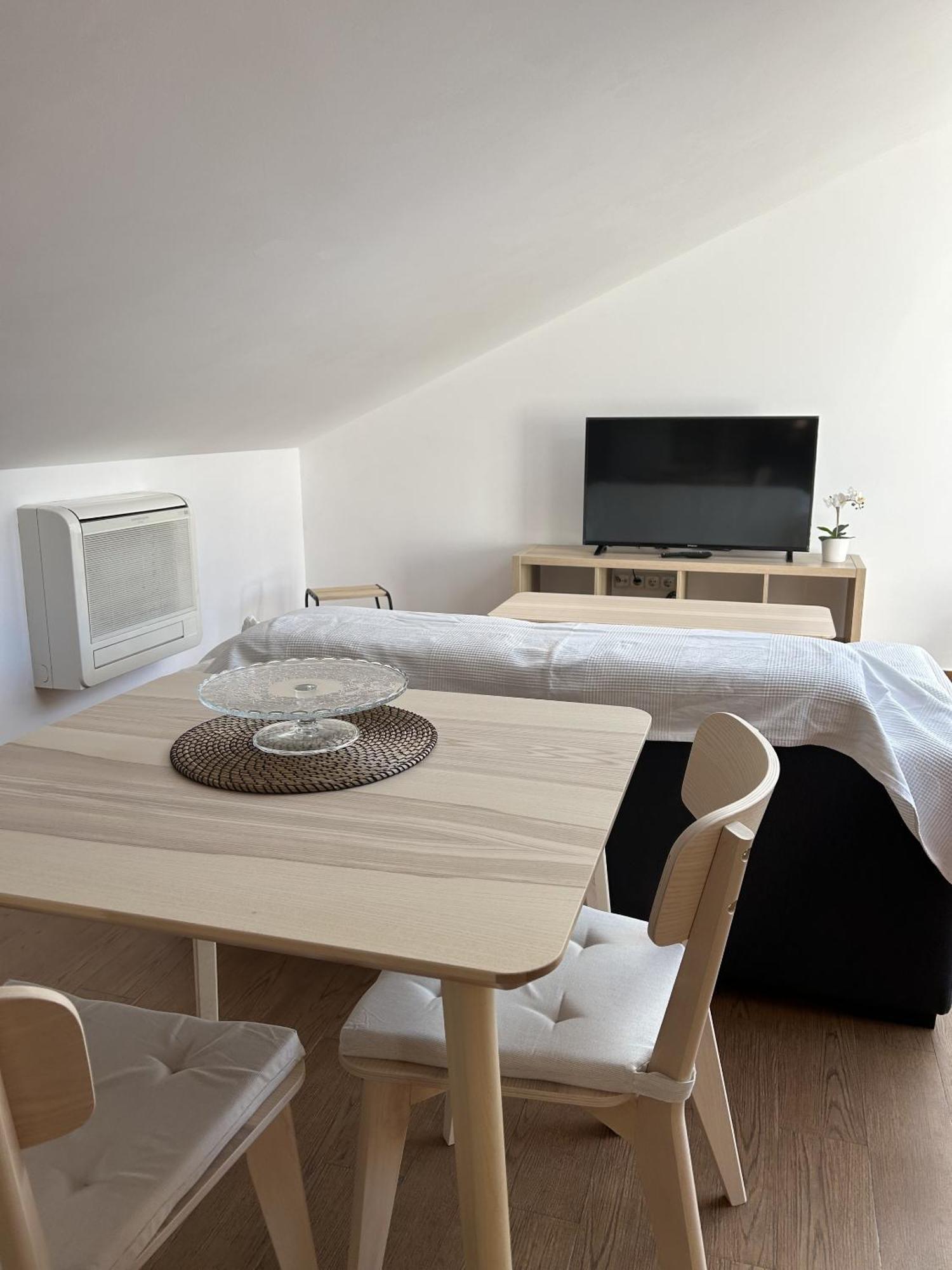 Apartamentos El Palo Μάλαγα Δωμάτιο φωτογραφία